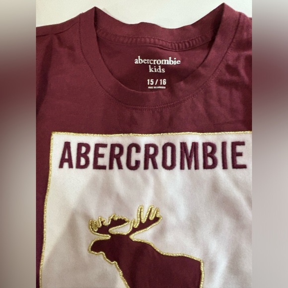 Kids Top - Red Abercrombie ๐ - Picture 7 of 7